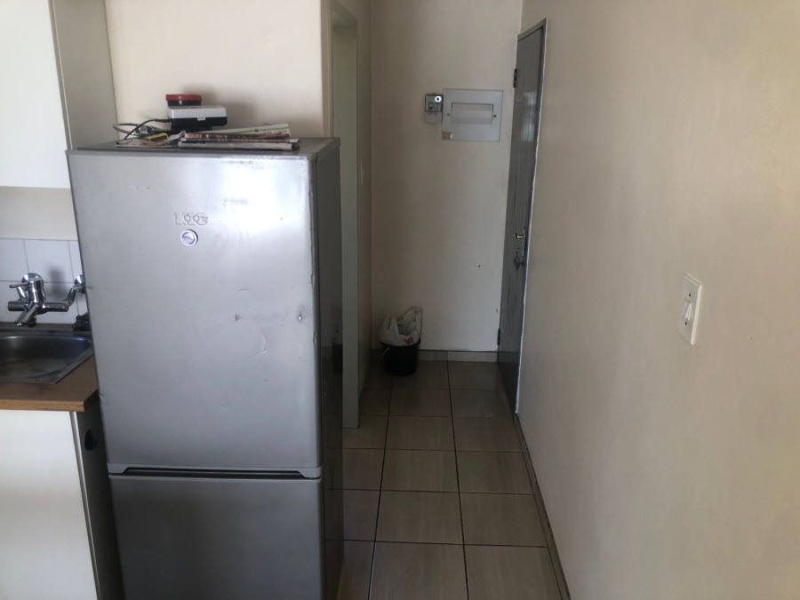 1 Bedroom Property for Sale in Kannoniers Park North West